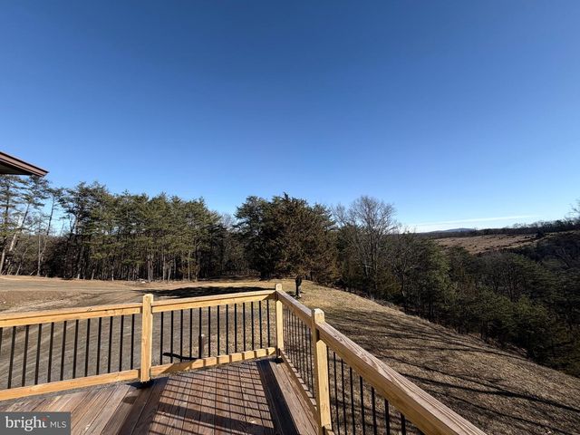 40 AMANDAS LN, Keyser, WV 26726