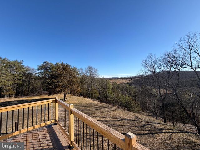 40 AMANDAS LN, Keyser, WV 26726