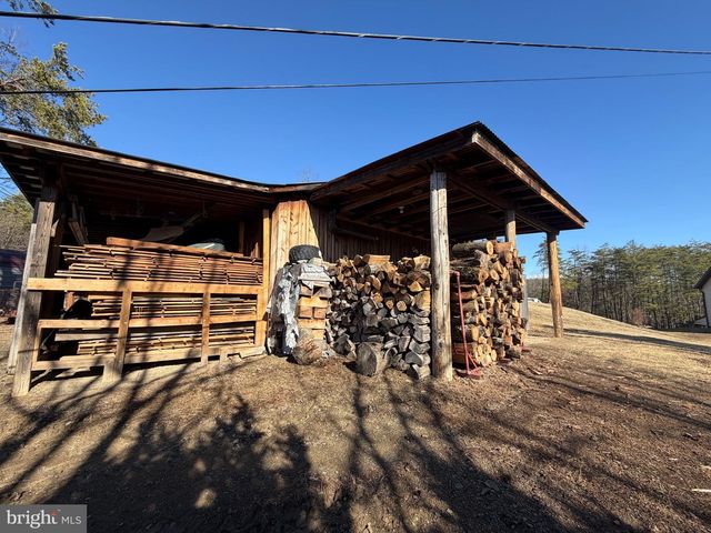 40 AMANDAS LN, Keyser, WV 26726