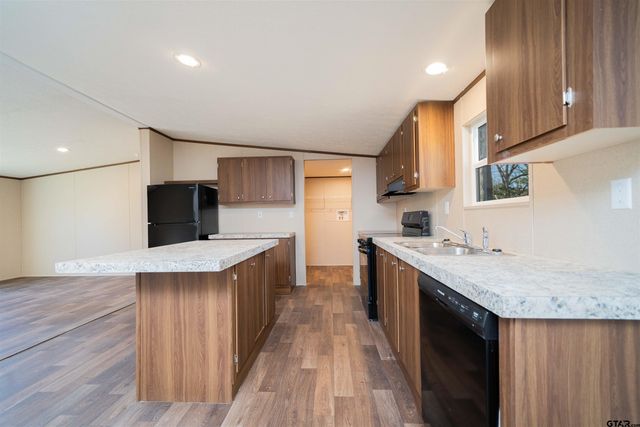 MH 2 PR 52423, Leesburg, TX 75451