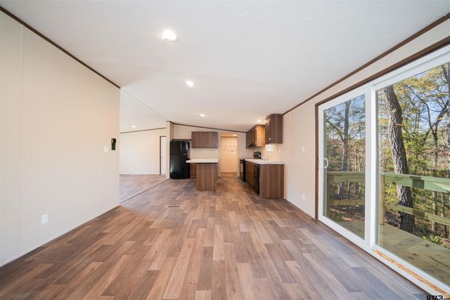 MH 2 PR 52423, Leesburg, TX 75451