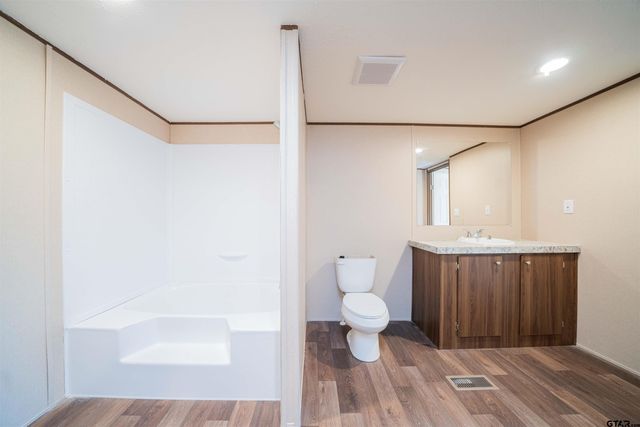 MH 2 PR 52423, Leesburg, TX 75451