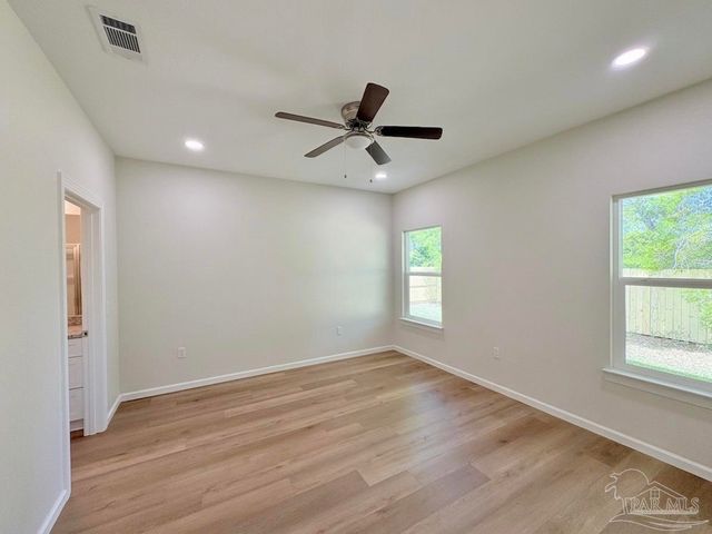 218 Alton Rd, Pensacola, FL 32507