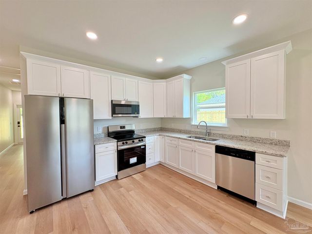 218 Alton Rd, Pensacola, FL 32507