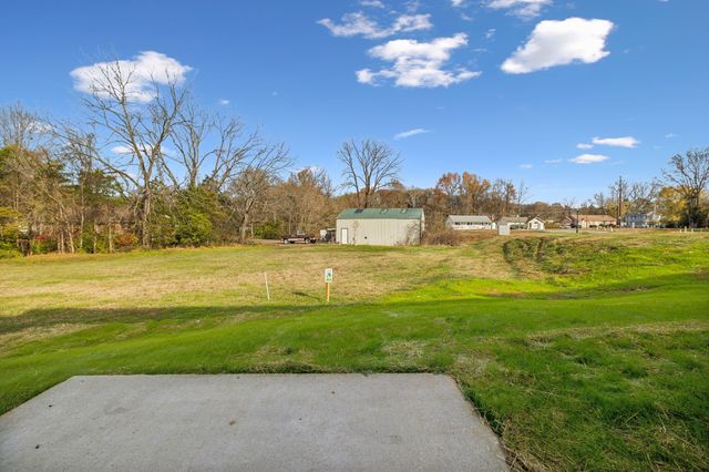 533 Tulip Springs Rd, Hermitage, TN 37076