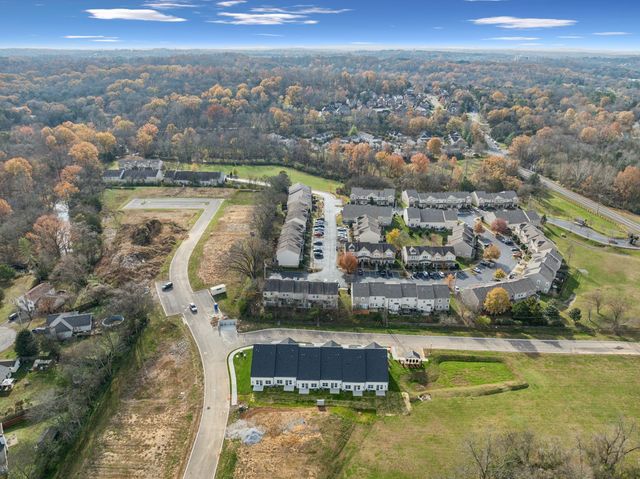 533 Tulip Springs Rd, Hermitage, TN 37076