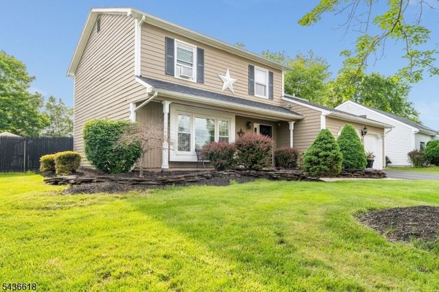 64 Dunedain St, Hillsborough Twp., NJ 08844