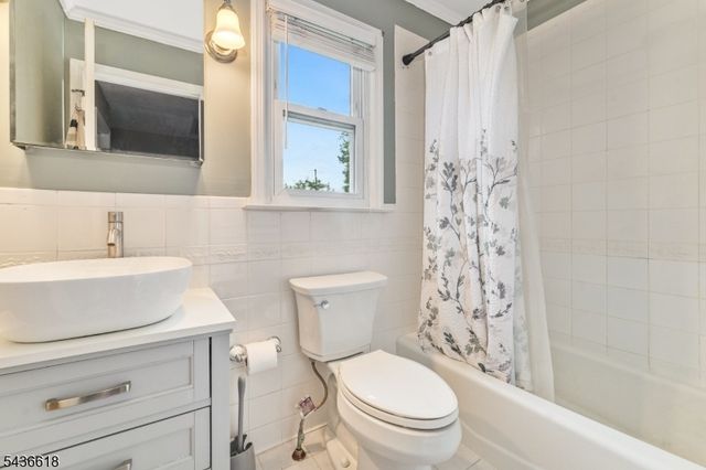64 Dunedain St, Hillsborough Twp., NJ 08844