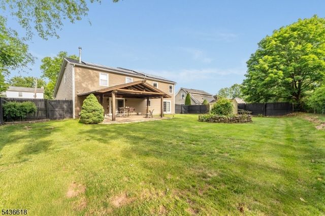 64 Dunedain St, Hillsborough Twp., NJ 08844