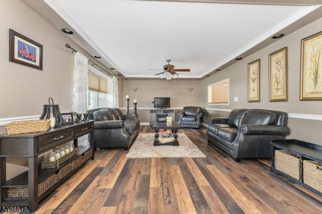 64 Dunedain St, Hillsborough Twp., NJ 08844
