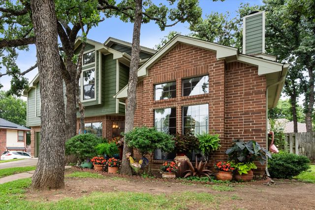 6616 Shorewood Drive, Arlington, TX 76016