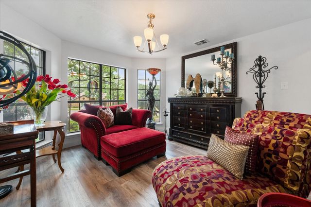 6616 Shorewood Drive, Arlington, TX 76016