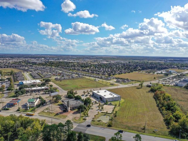 000 Fm 2218 Road, Richmond, TX 77469