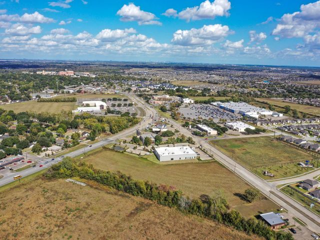 000 Fm 2218 Road, Richmond, TX 77469