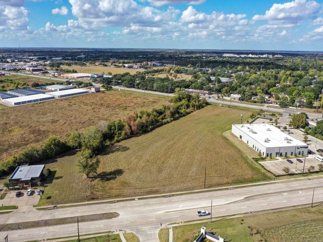 000 Fm 2218 Road, Richmond, TX 77469