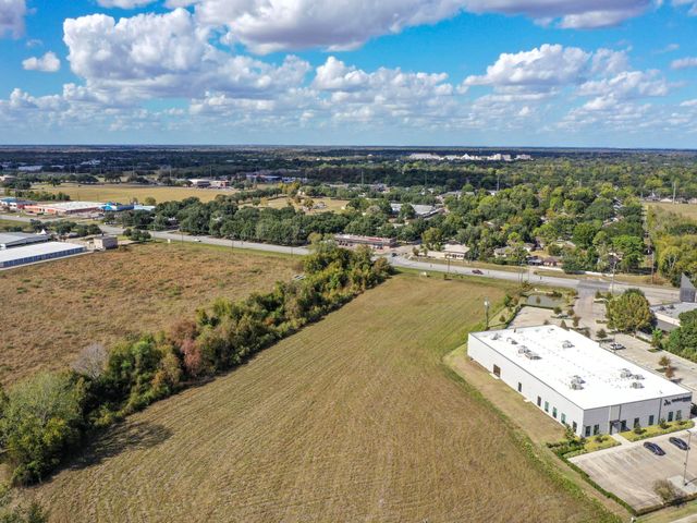 000 Fm 2218 Road, Richmond, TX 77469