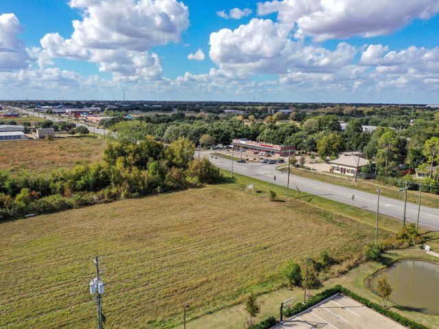 000 Fm 2218 Road, Richmond, TX 77469