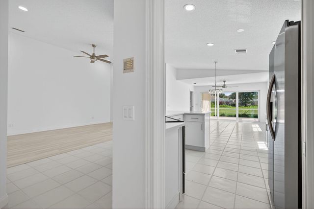 8281 SE Double Tree Drive, Hobe Sound, FL 33455