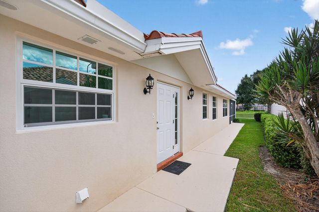 8281 SE Double Tree Drive, Hobe Sound, FL 33455