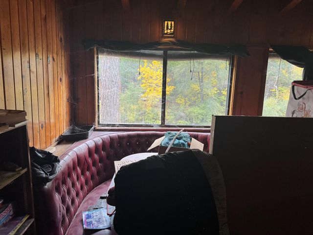 10946 Highway 50, Pollock Pines, CA 95726