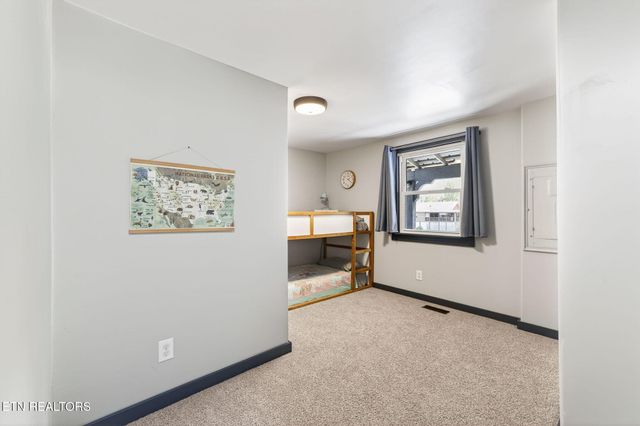 44 Triple R Lane, Crossville, TN 38571