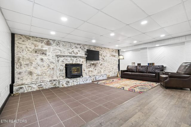 44 Triple R Lane, Crossville, TN 38571