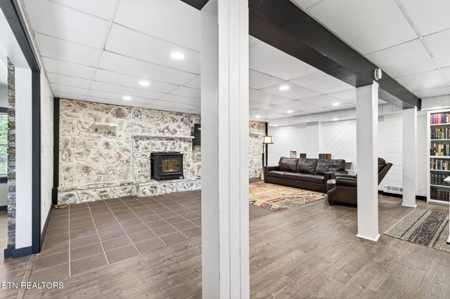 44 Triple R Lane, Crossville, TN 38571