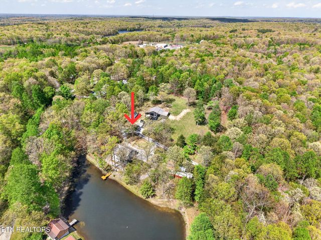 44 Triple R Lane, Crossville, TN 38571