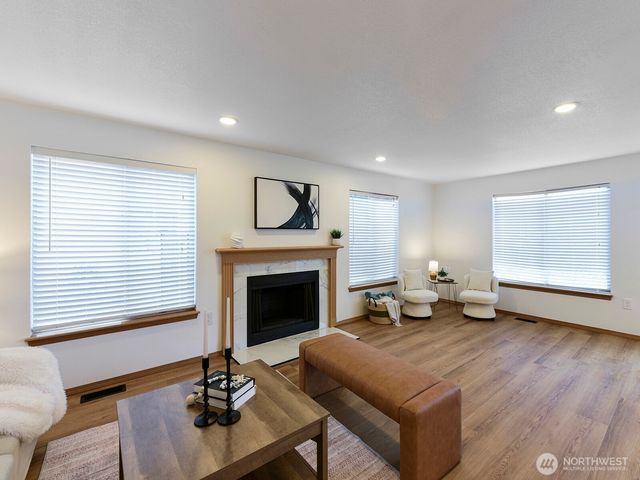 32516 20th Court SW, Federal Way, WA 98023