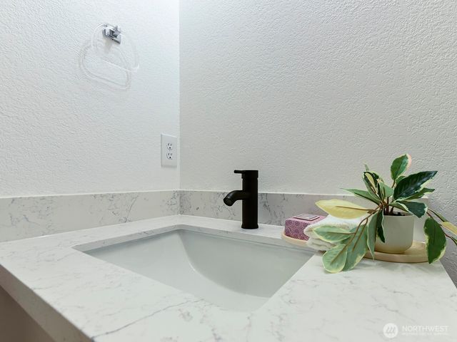 32516 20th Court SW, Federal Way, WA 98023