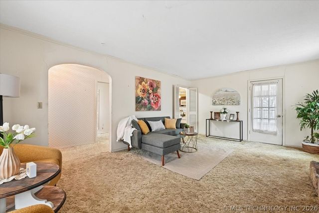 11900 S 18th Street, Jenks, OK 74037