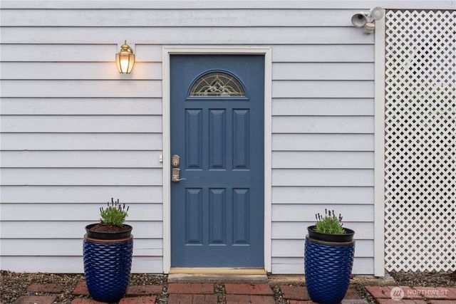 1511 S 250th, Des Moines, WA 98198