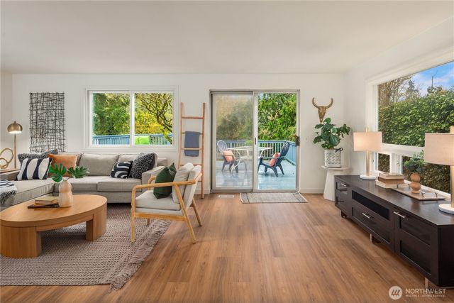 1511 S 250th, Des Moines, WA 98198