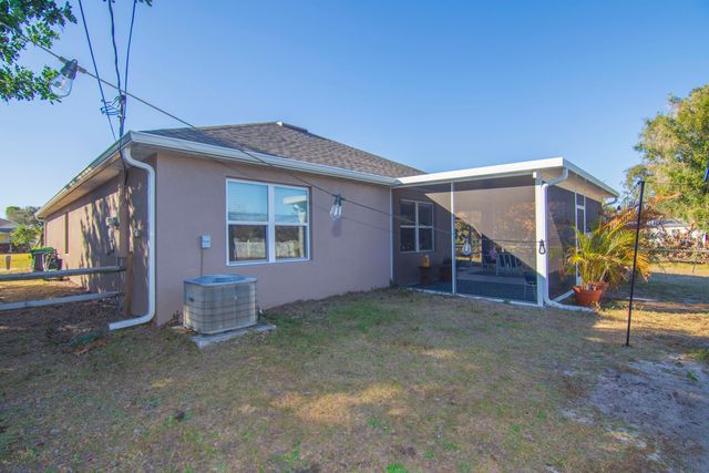 108 Tracy Drive, Sebastian, FL 32958