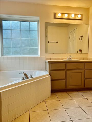 175 Private Road 2595, Lamar, AR 72846