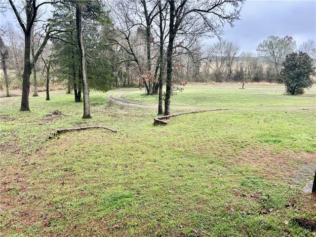 175 Private Road 2595, Lamar, AR 72846