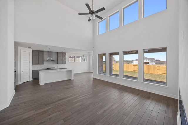 141 Cloverton CRES, Hutto, TX 78634