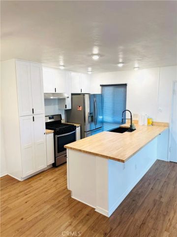 2815 S Fairview A, Santa Ana, CA 92704