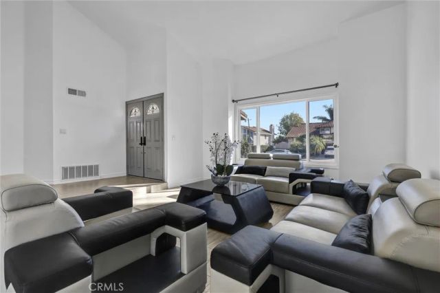 28661 Charreadas, Laguna Niguel, CA 92677