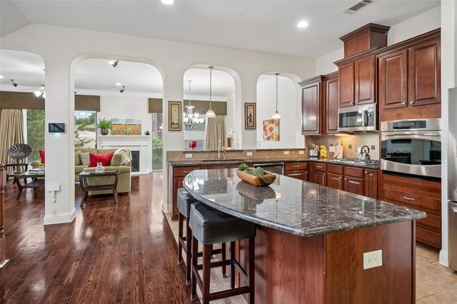 835 Rockingham Drive, Irving, TX 75063