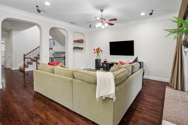 835 Rockingham Drive, Irving, TX 75063
