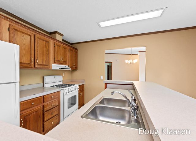 15707 New Holland Street, Holland, MI 49424