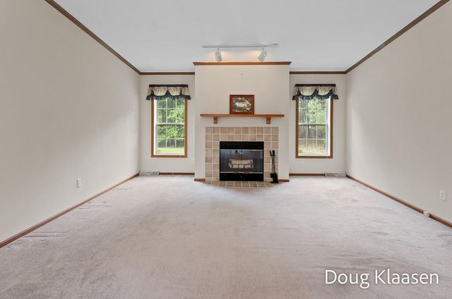 15707 New Holland Street, Holland, MI 49424