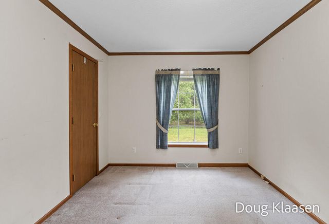 15707 New Holland Street, Holland, MI 49424