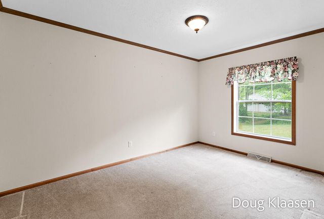 15707 New Holland Street, Holland, MI 49424