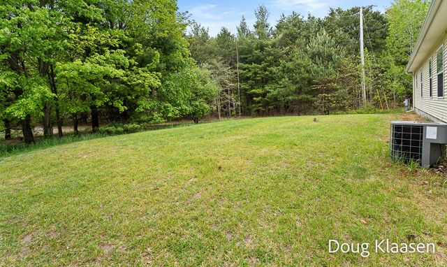15707 New Holland Street, Holland, MI 49424