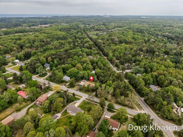 15707 New Holland Street, Holland, MI 49424