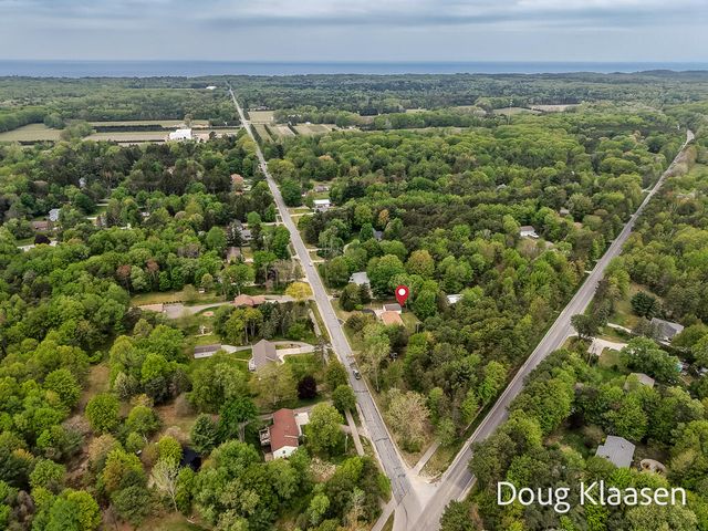 15707 New Holland Street, Holland, MI 49424