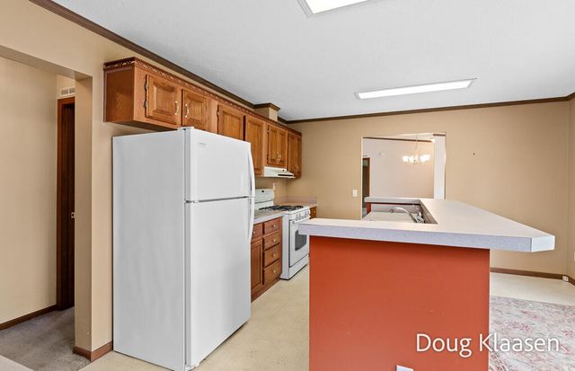 15707 New Holland Street, Holland, MI 49424
