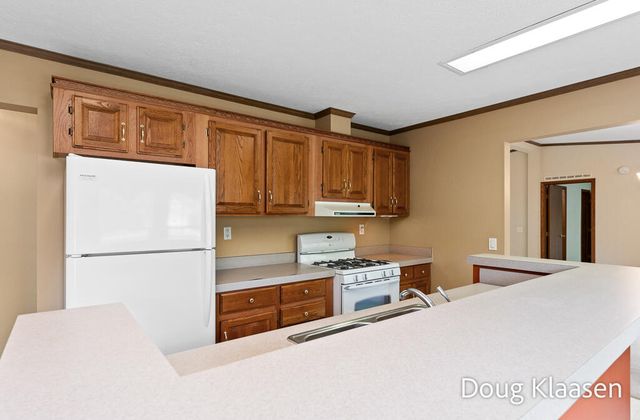 15707 New Holland Street, Holland, MI 49424